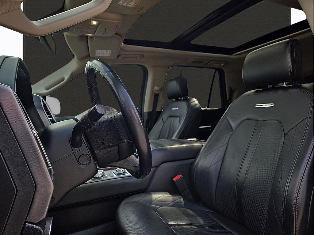 2020 Ford Expedition Platinum - Photo 14