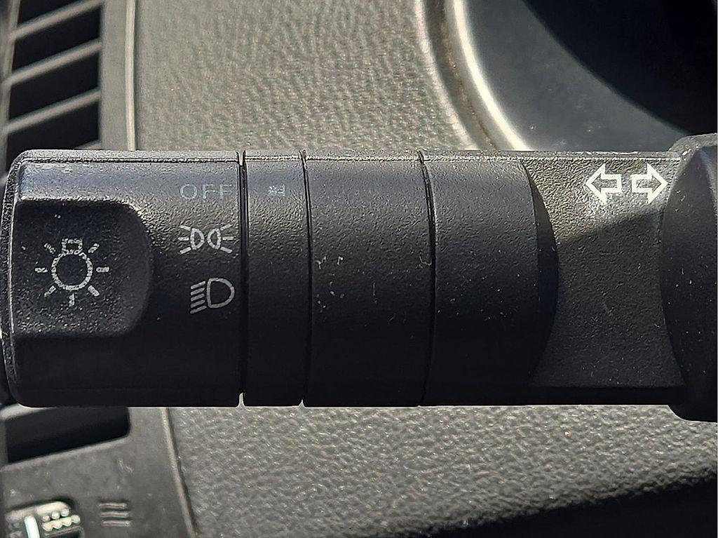 2011 Nissan Sentra S - Photo 17