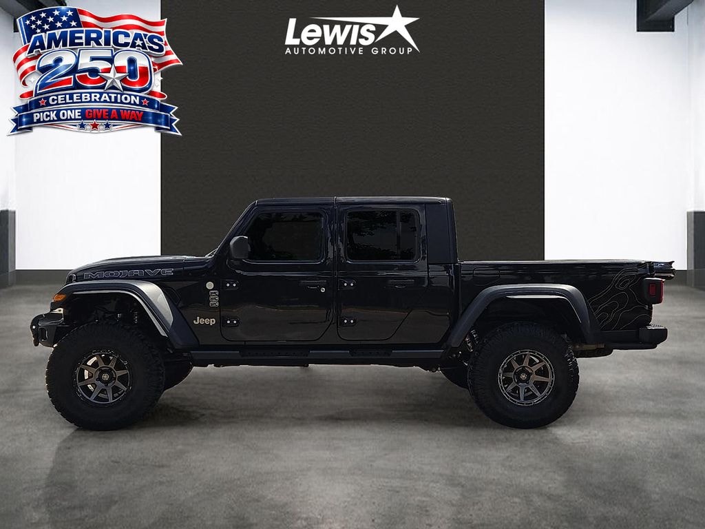 Used 2023 Jeep Gladiator Mojave Truck Crew Cab