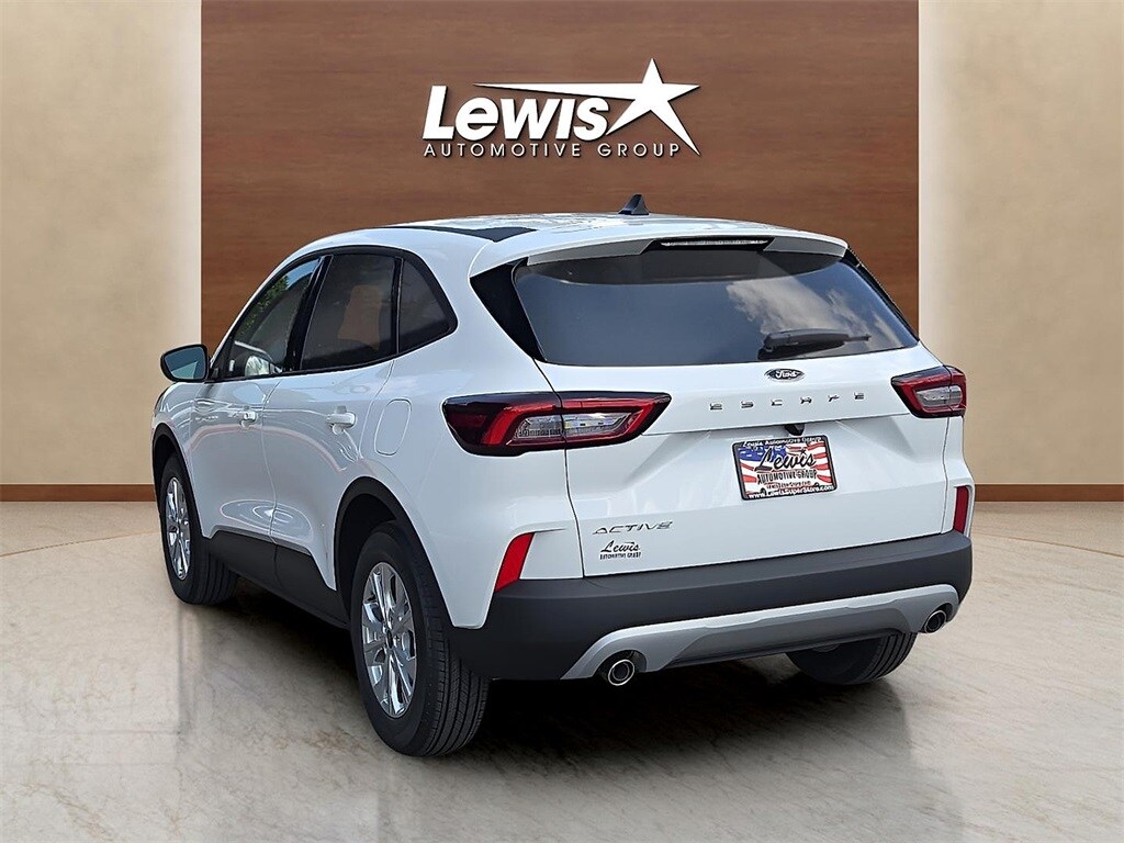 2025 Ford Escape Active photo 3