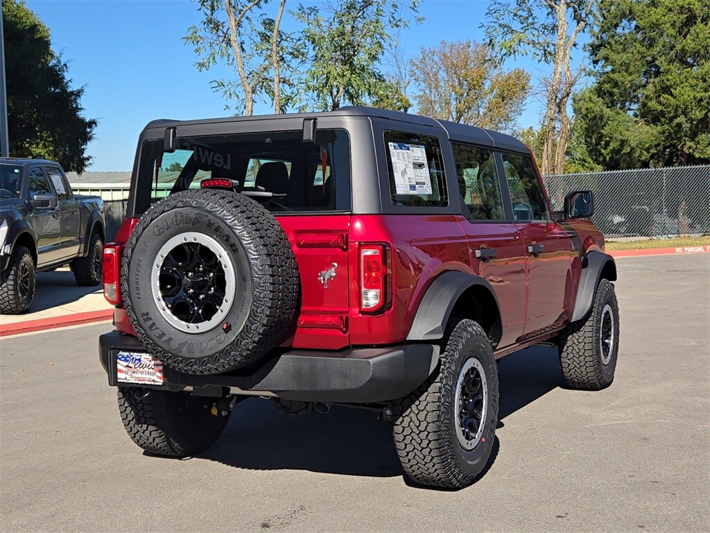 New 2025 Ford Bronco Base SUV