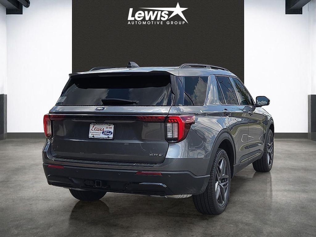New 2026 Ford Explorer ST-Line SUV