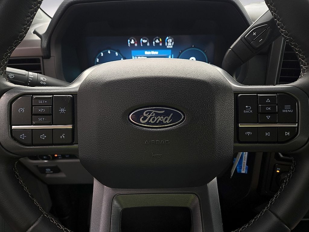 2025 Ford F-150 XLT - Photo 19