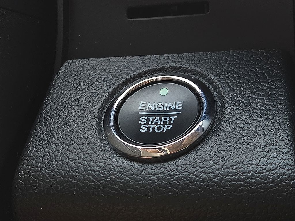 2020 Ford Expedition Platinum - Photo 17