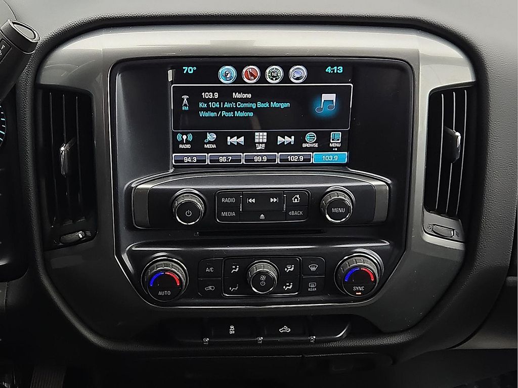 2018 Chevrolet Silverado 1500 LT - Photo 10