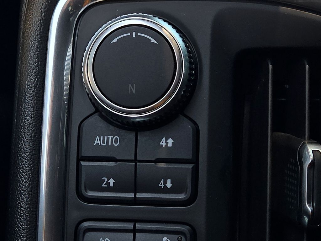 2019 GMC Sierra 1500 AT4 - Photo 17