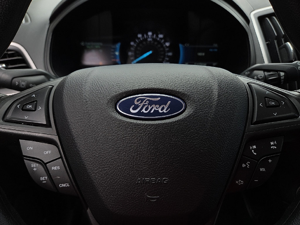2023 Ford Edge SE - Photo 19