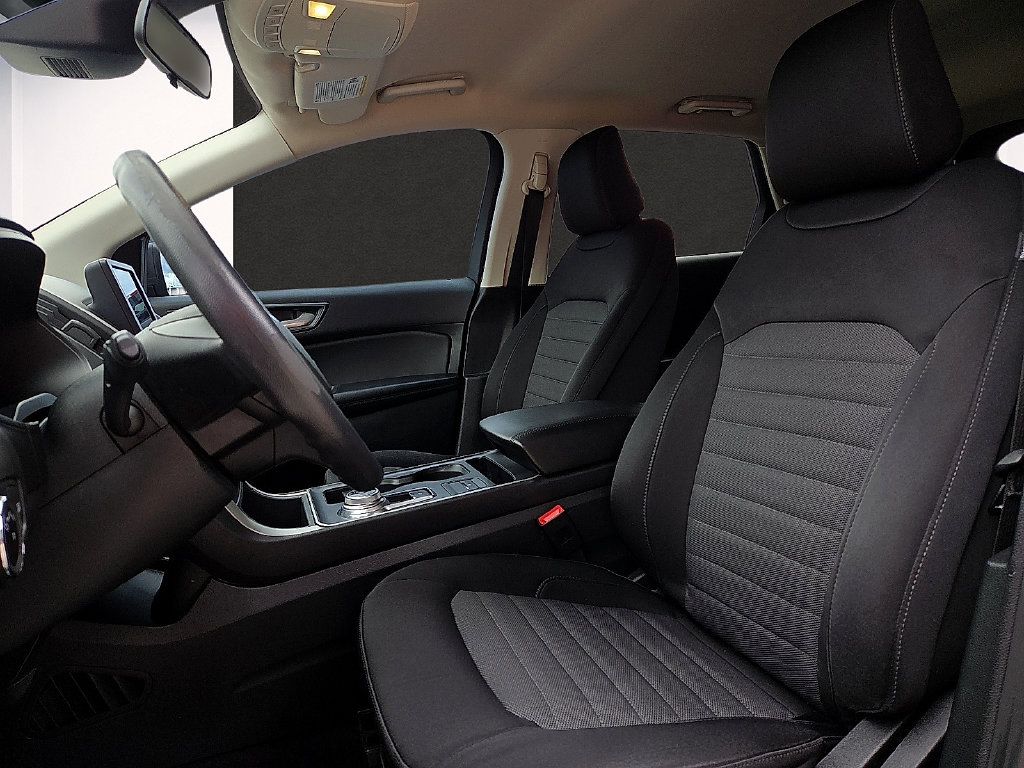 2023 Ford Edge SE - Photo 12