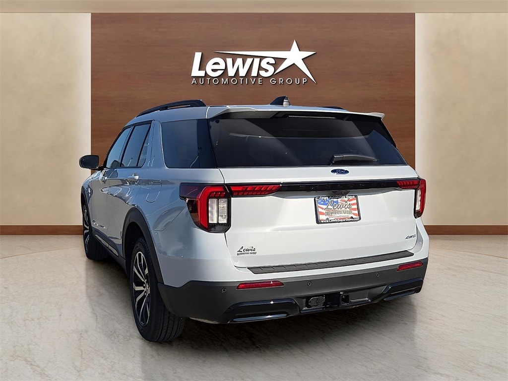 New 2026 Ford Explorer ST-Line SUV