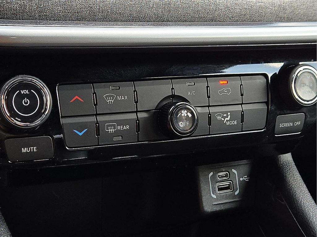 2024 Jeep Compass Latitude - Photo 14