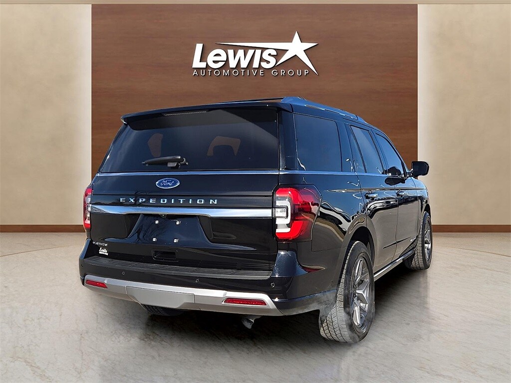 2023 Ford Expedition Platinum photo 4