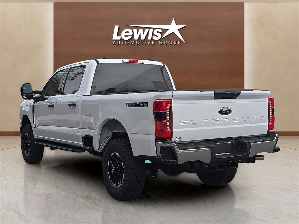 2025 Ford F-250 photo 4