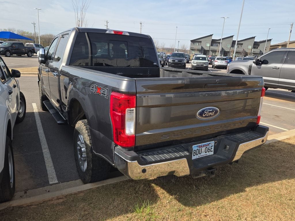 Used 2018 Ford F-250SD XLT Truck Crew Cab