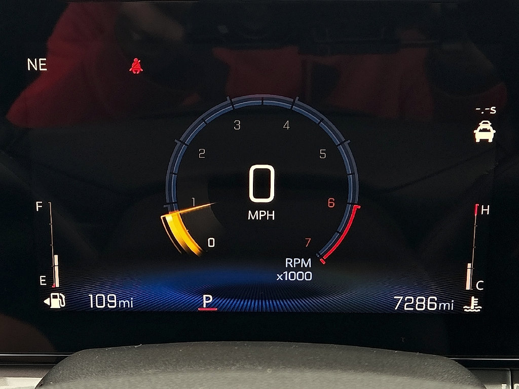 2025 Chevrolet Trax LT - Photo 18