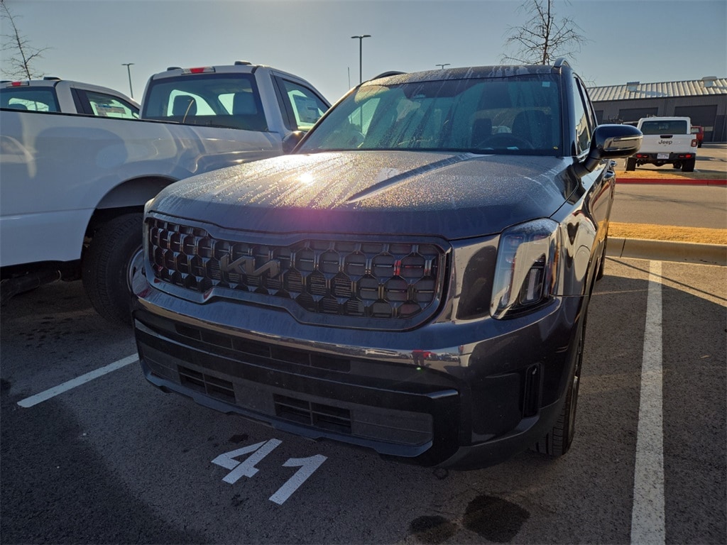 2025 Kia Telluride EX X-Line's photo