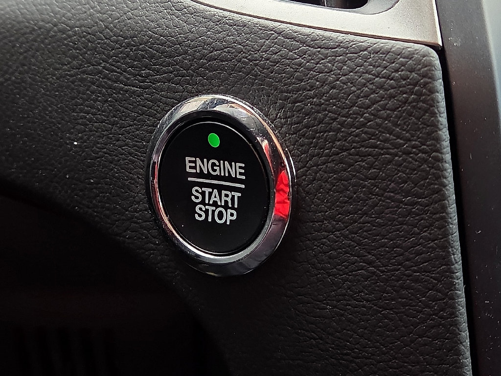 2023 Ford Edge SE - Photo 15