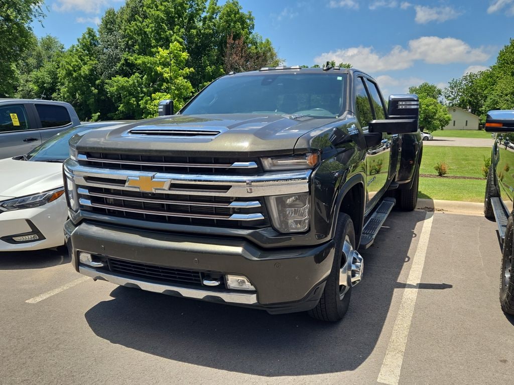 Used 2022 Chevrolet Silverado 3500HD High Country Truck Crew Cab