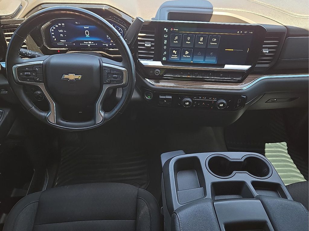 2023 Chevrolet Silverado 1500 LT - Photo 9