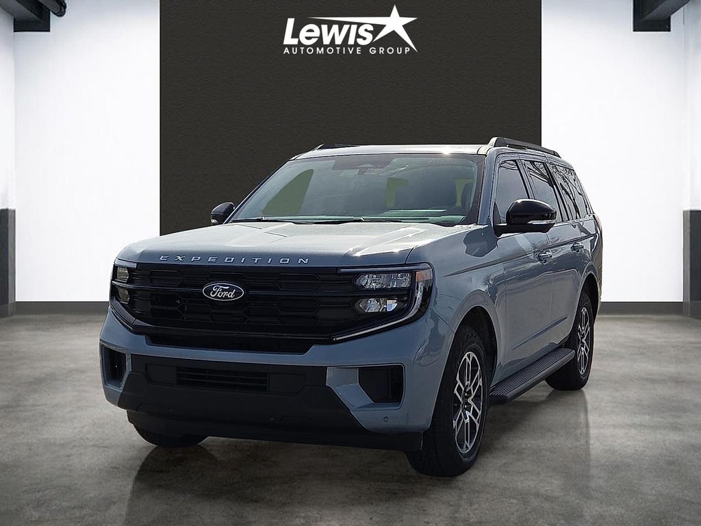 2026 Ford Expedition Active 4x4's photo