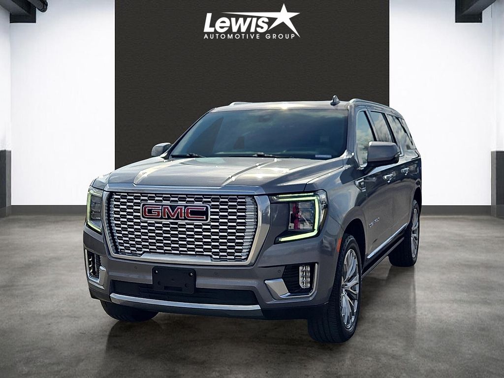 2022 GMC Yukon Denali AWD's photo