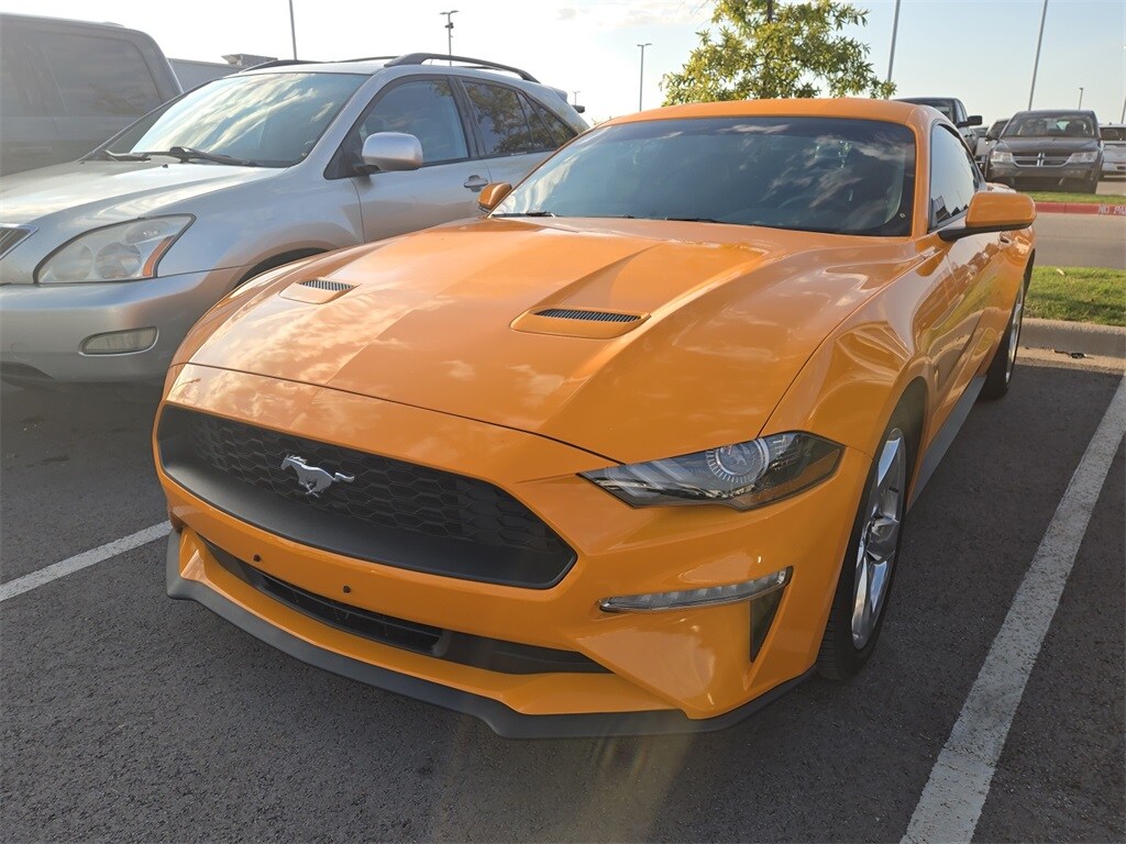 2019 Ford Mustang EcoBoost photo 2