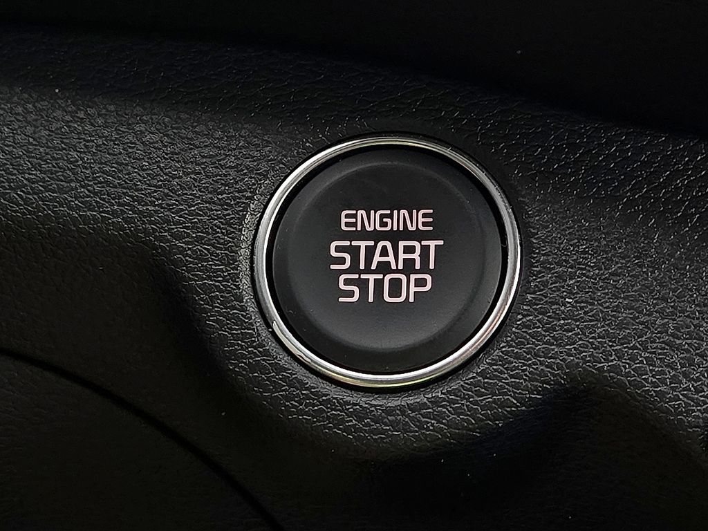 2024 Kia Forte GT-Line - Photo 16