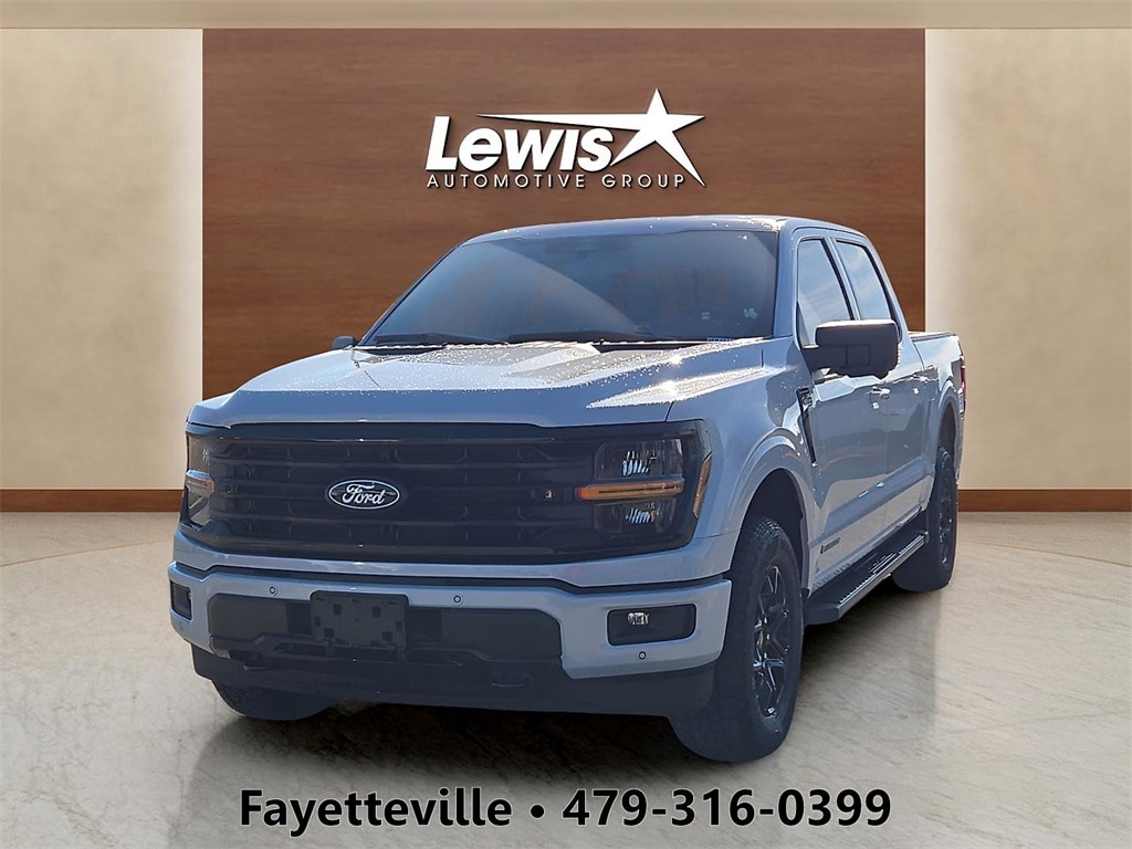 2025 Ford F-150 XLT's photo
