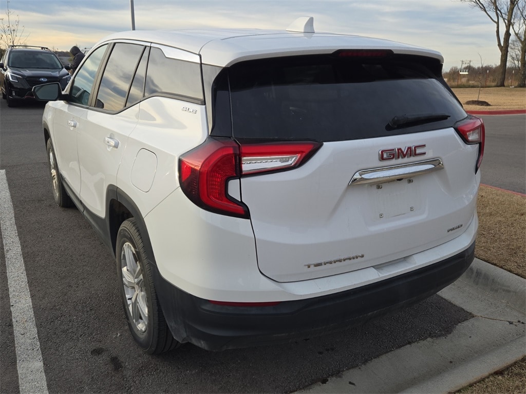 Used 2024 GMC Terrain SLE SUV