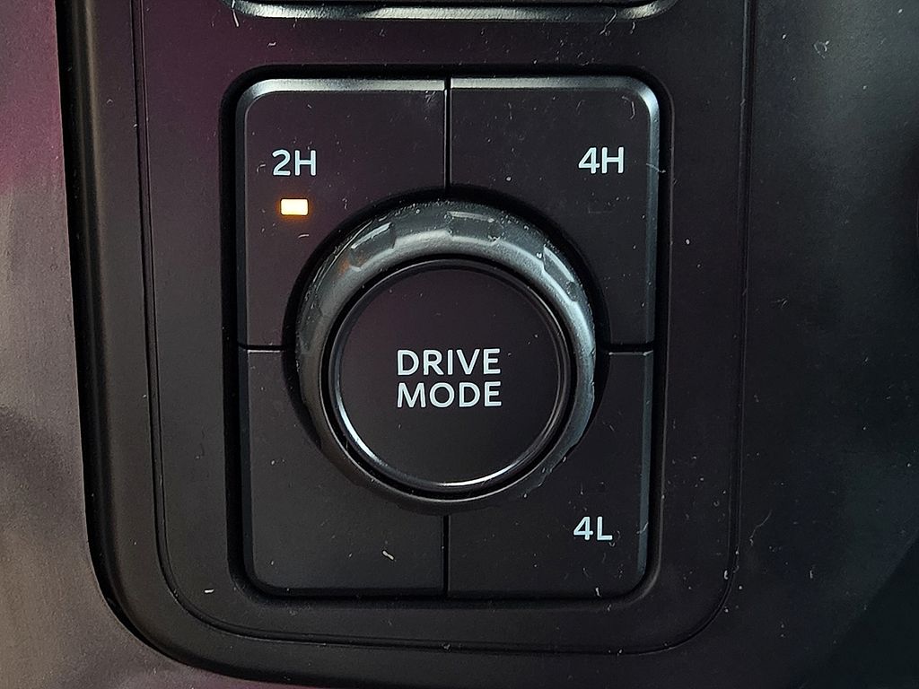 2023 Ford F-150 XLT - Photo 17