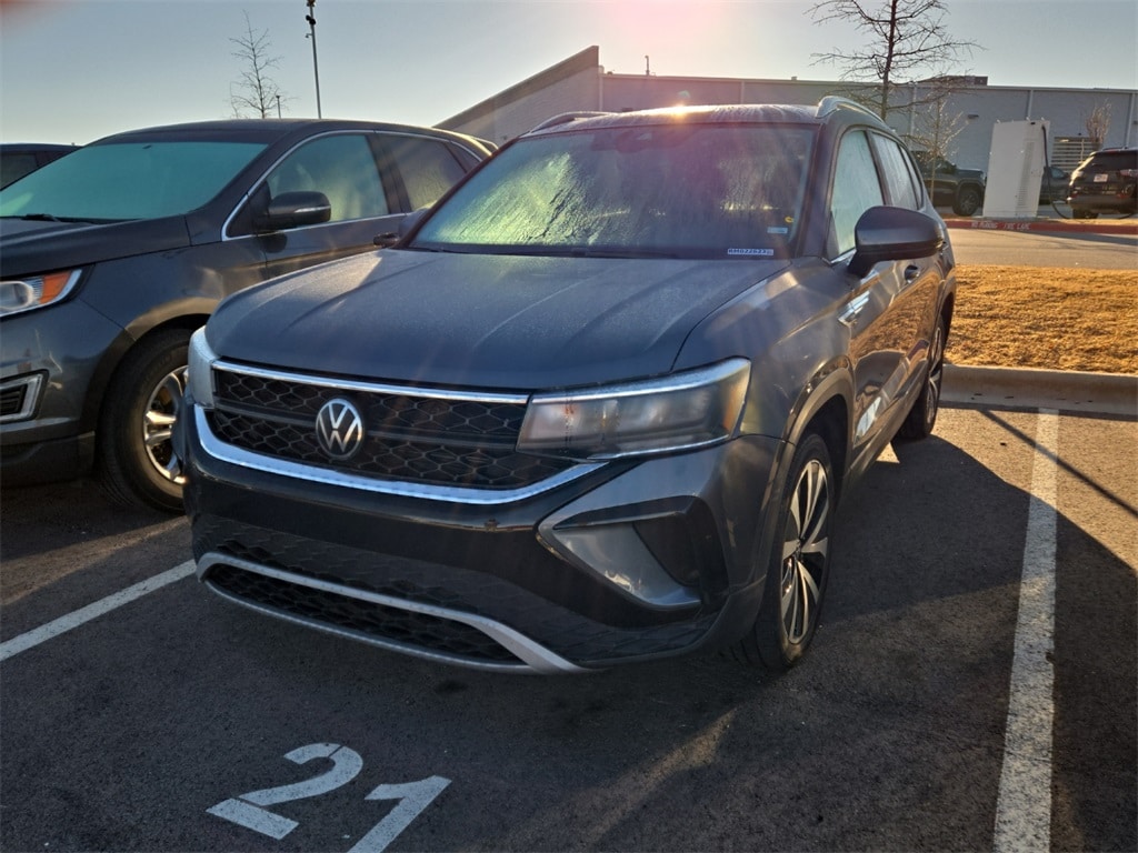 Used 2024 Volkswagen Taos 1.5T SE SUV