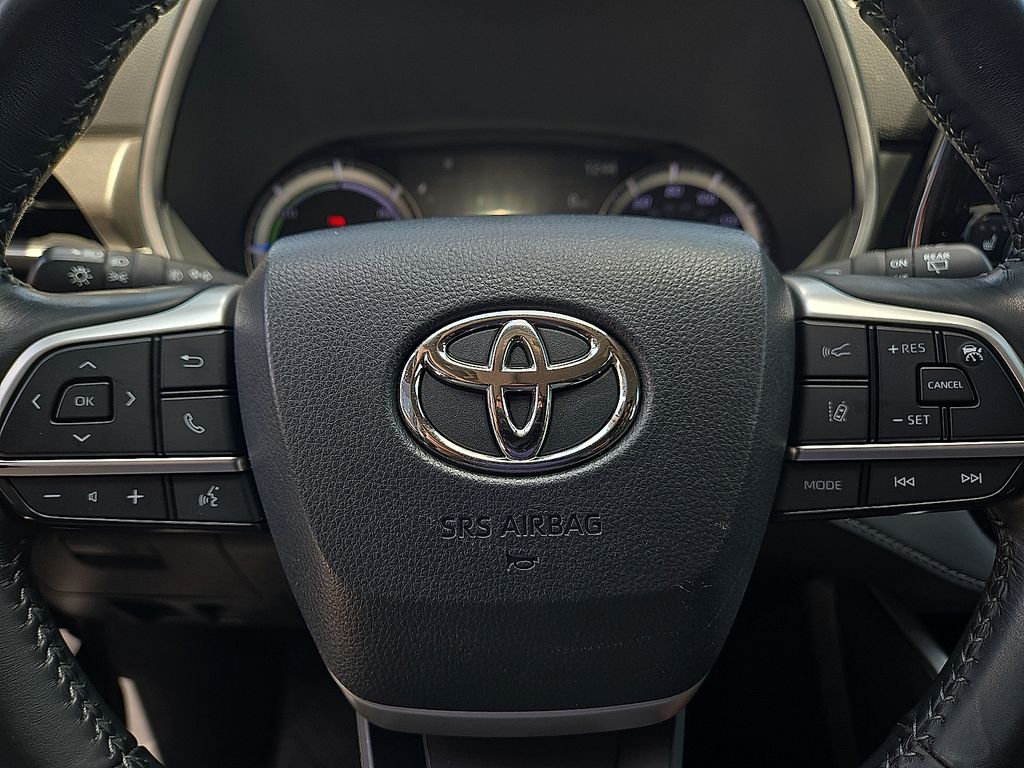 2023 Toyota Highlander XLE - Photo 19