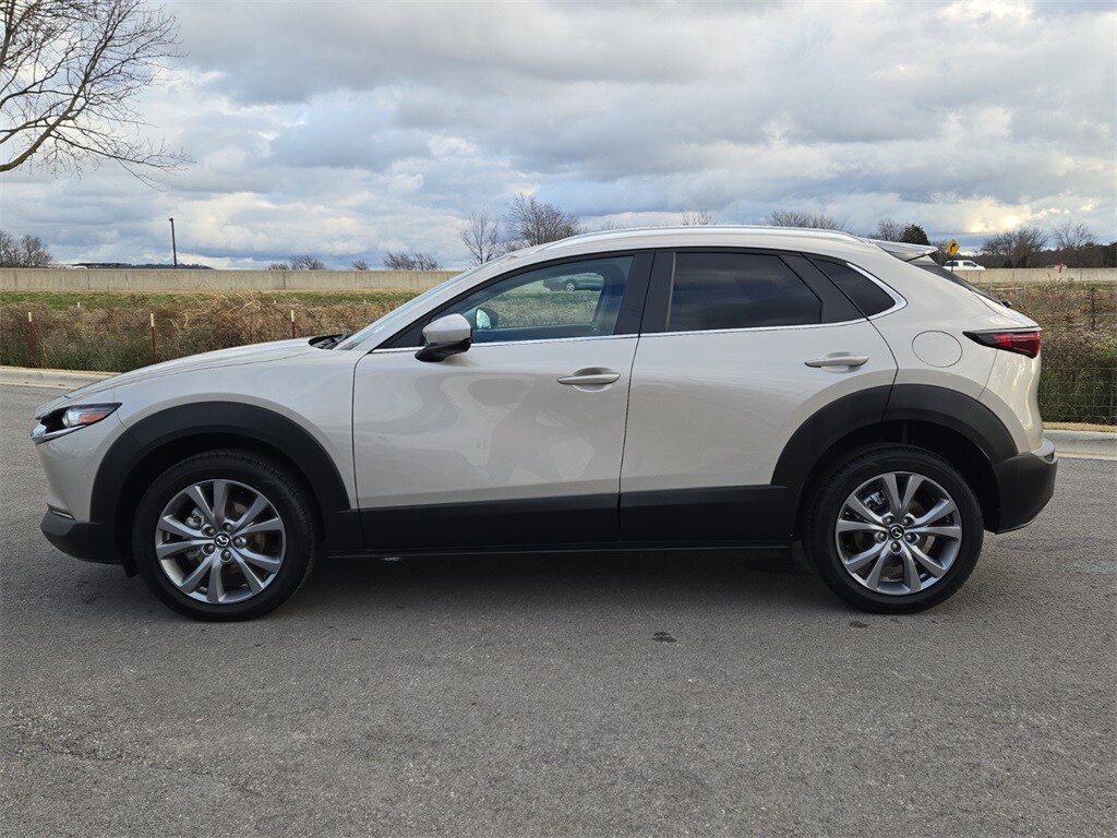 2024 Mazda CX-30 2.5 S Preferred photo 2