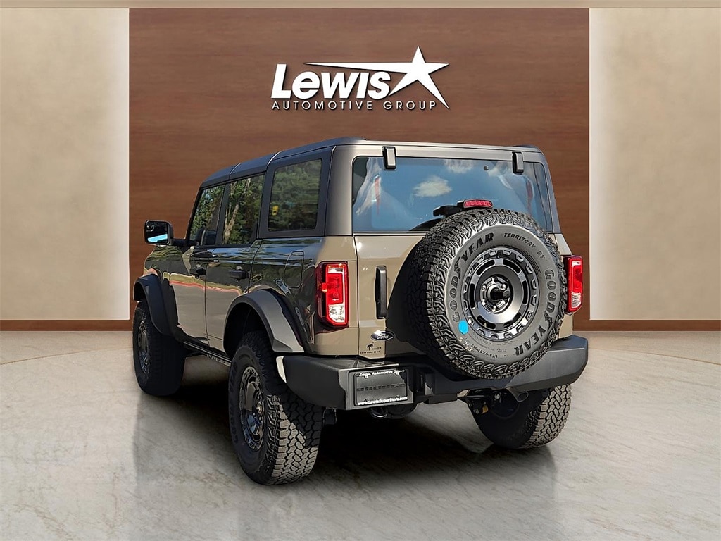 New 2025 Ford Bronco Base SUV