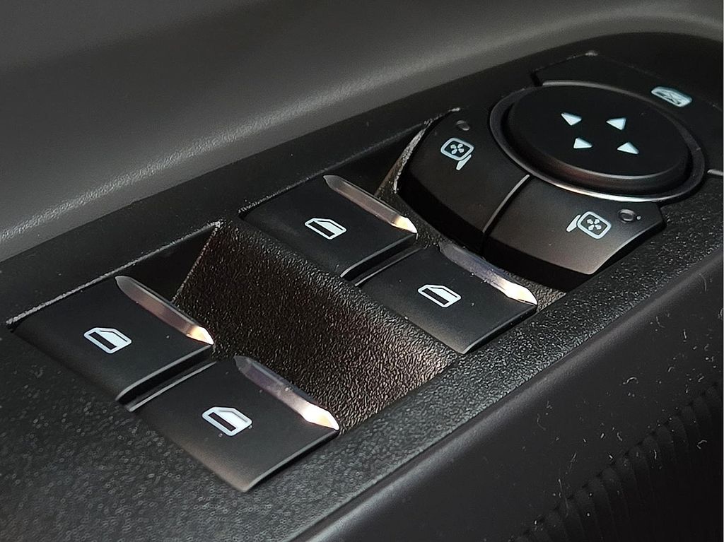 2026 Ford Maverick XLT - Photo 15
