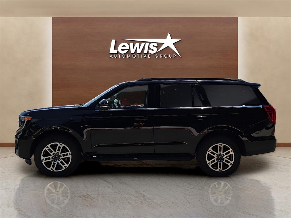 2025 Ford Expedition photo 2