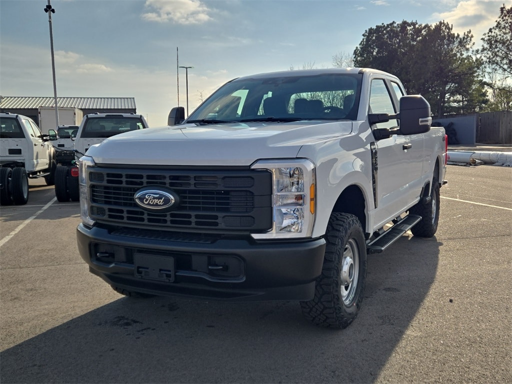 2026 Ford F-250 Super Duty XL's photo