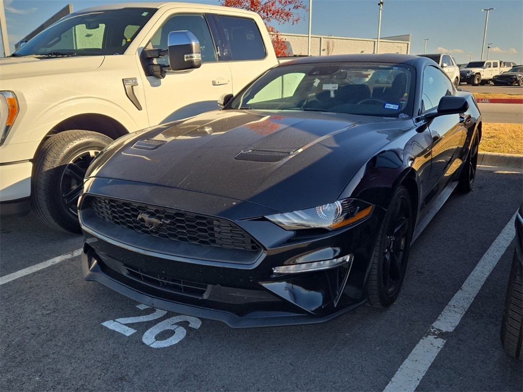 2021 Ford Mustang EcoBoost