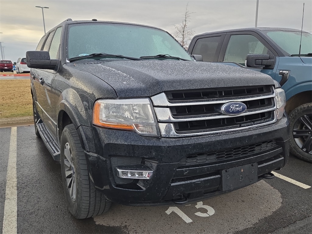 Used 2017 Ford Expedition XLT SUV
