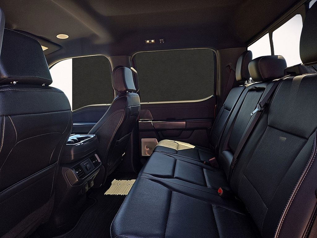 2024 Ford F-150 Lariat - Photo 8