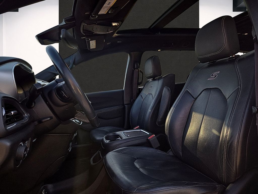 2019 Chrysler Pacifica Touring L Plus - Photo 13