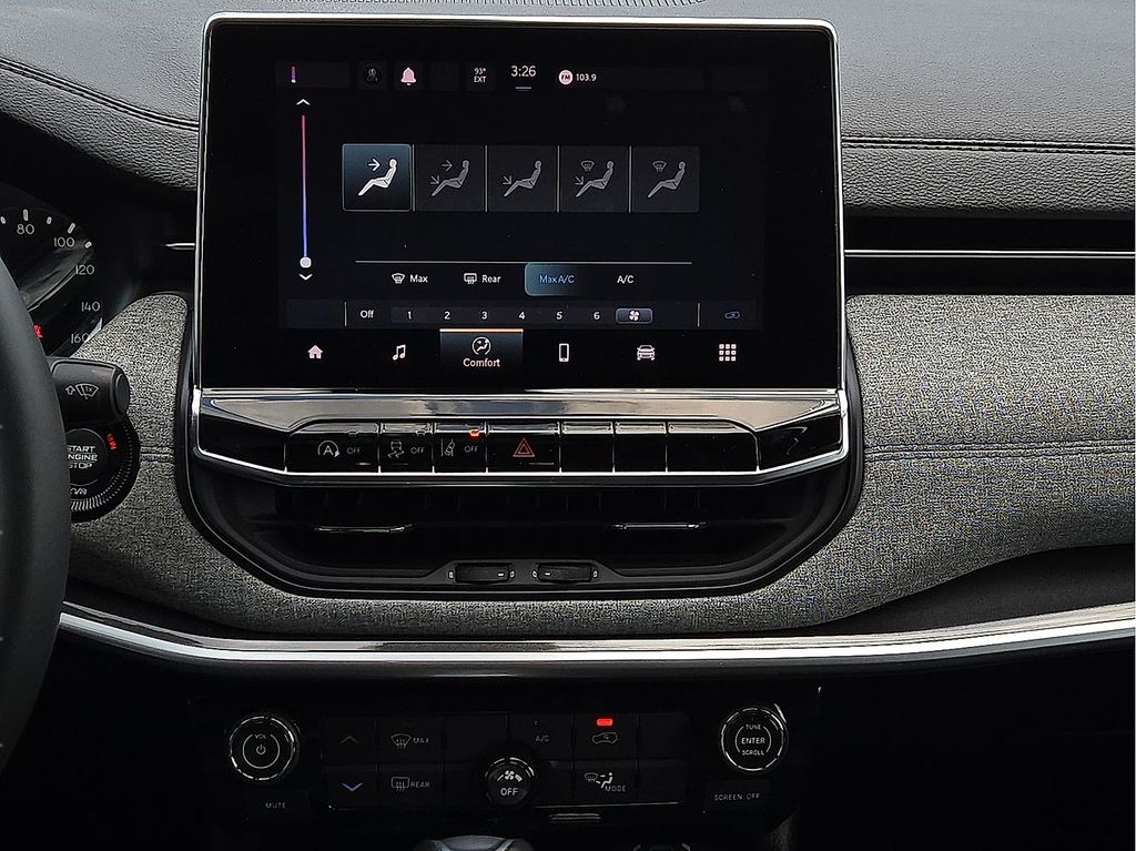 2024 Jeep Compass Latitude - Photo 11