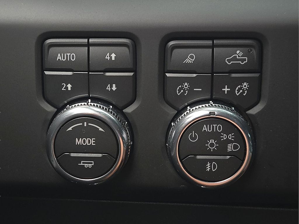 2026 GMC Sierra 1500 AT4 - Photo 17