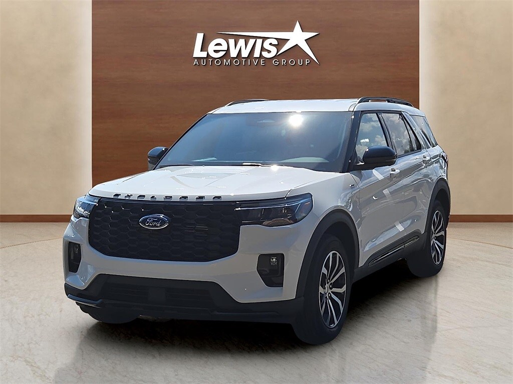 2025 Ford Explorer ST-Line photo 2