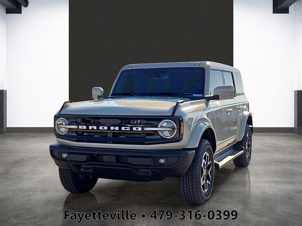 New 2025 Ford Bronco Outer Banks SUV