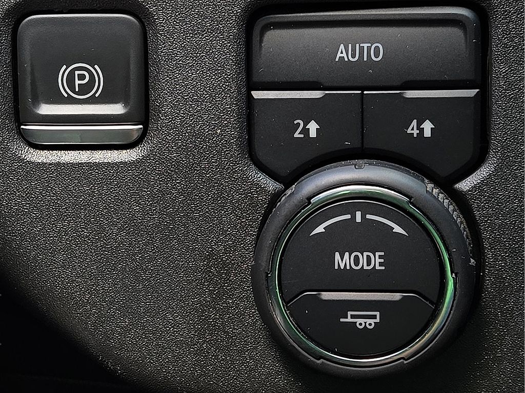 2023 Chevrolet Silverado 1500 LT - Photo 17
