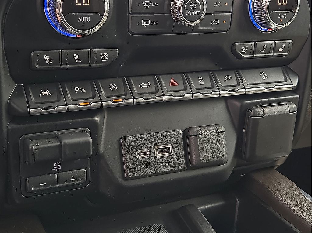 2020 GMC Sierra 1500 SLT - Photo 30