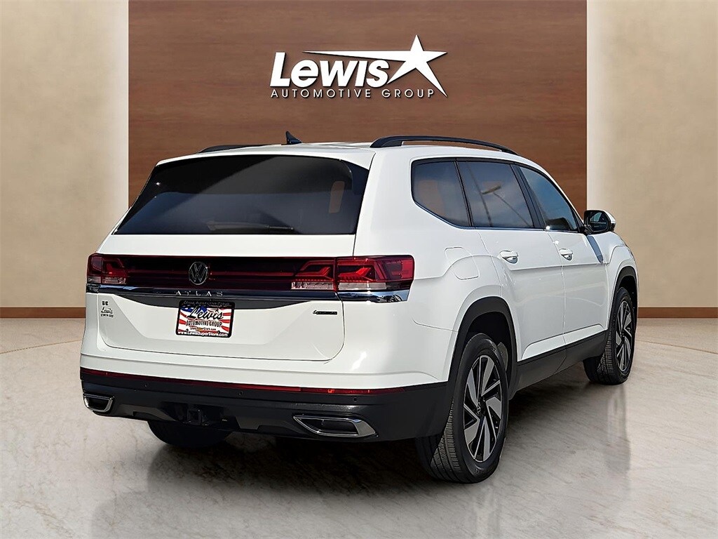 2024 Volkswagen Atlas SE Technology photo 3