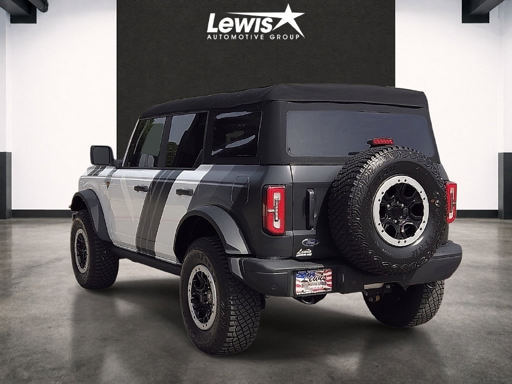 New 2024 Ford Bronco Badlands SUV