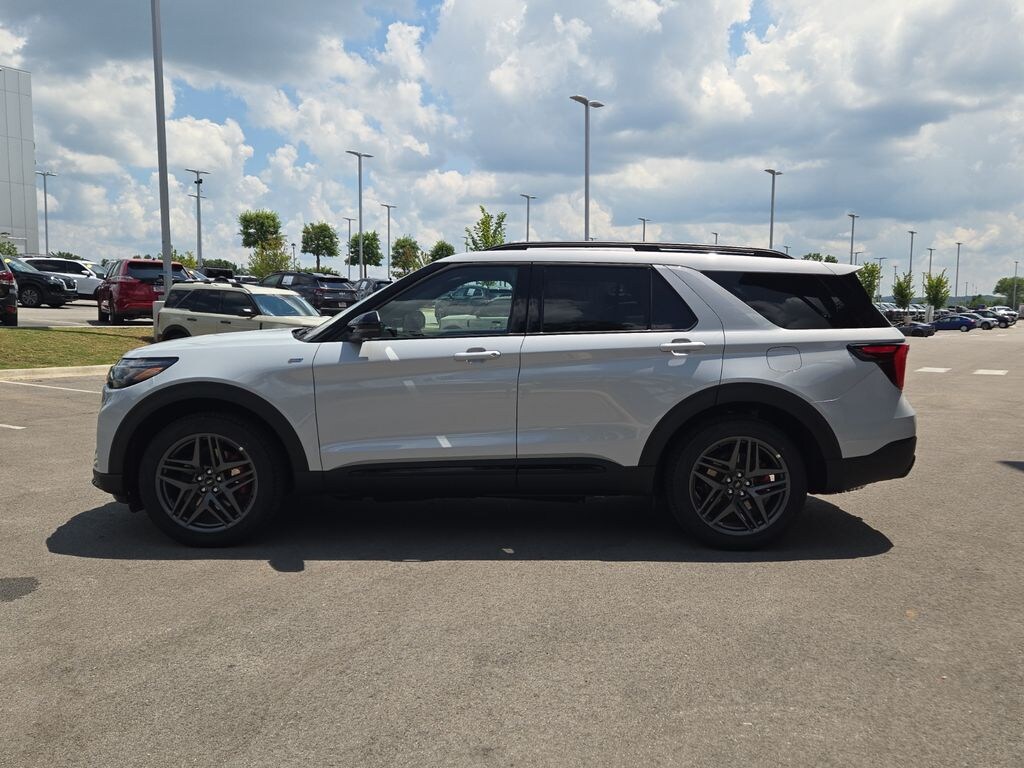 New 2026 Ford Explorer ST-Line SUV