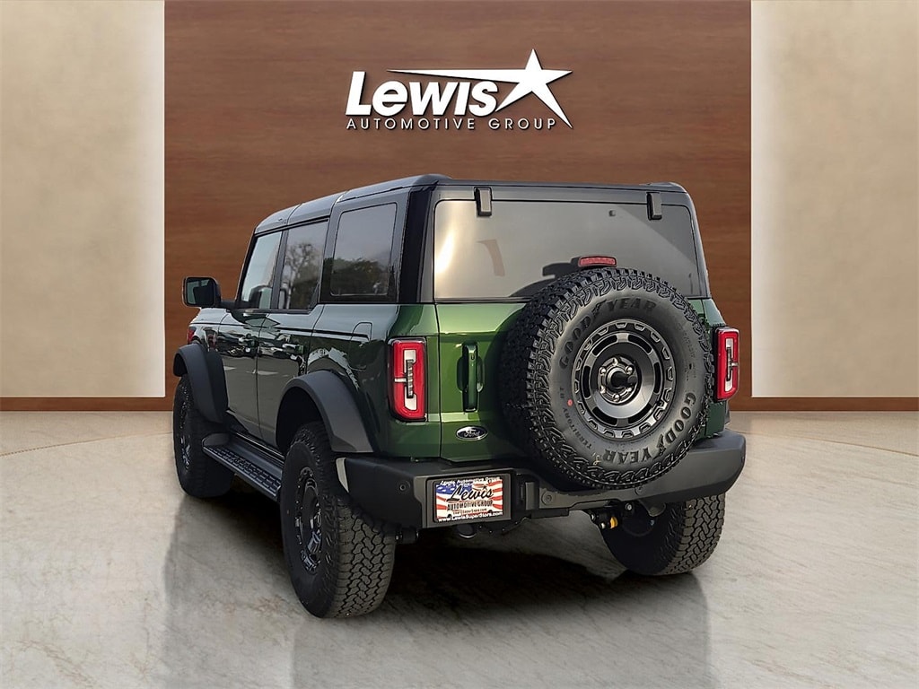 New 2025 Ford Bronco Outer Banks SUV